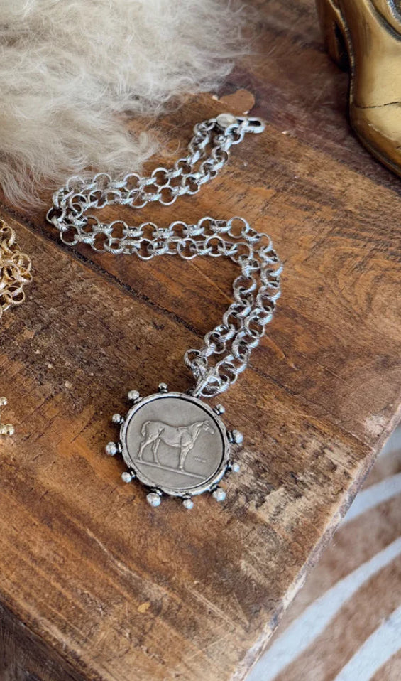 The Pony Necklace